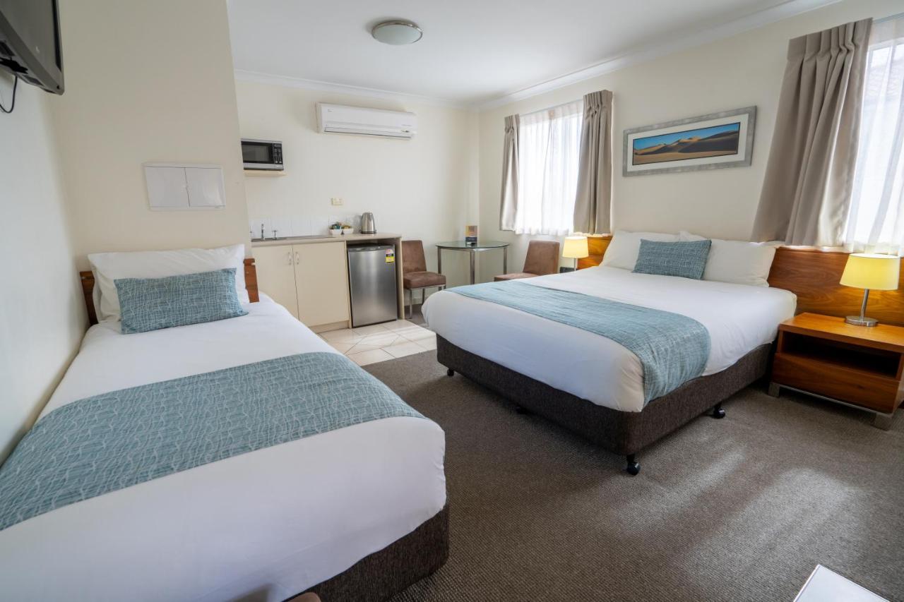 คาลบารี เอดจ์ รีสอร์ต Hotel คาร์ลแบร์รี ภายนอก รูปภาพ