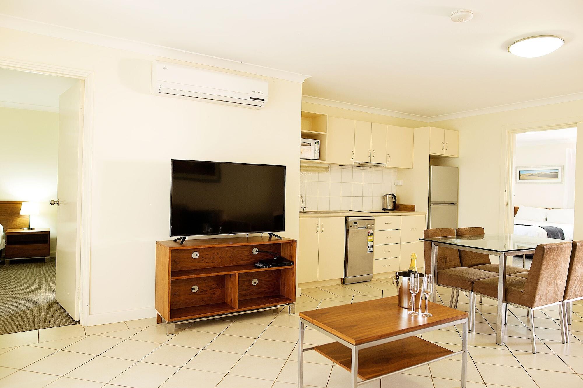 คาลบารี เอดจ์ รีสอร์ต Hotel คาร์ลแบร์รี ภายนอก รูปภาพ