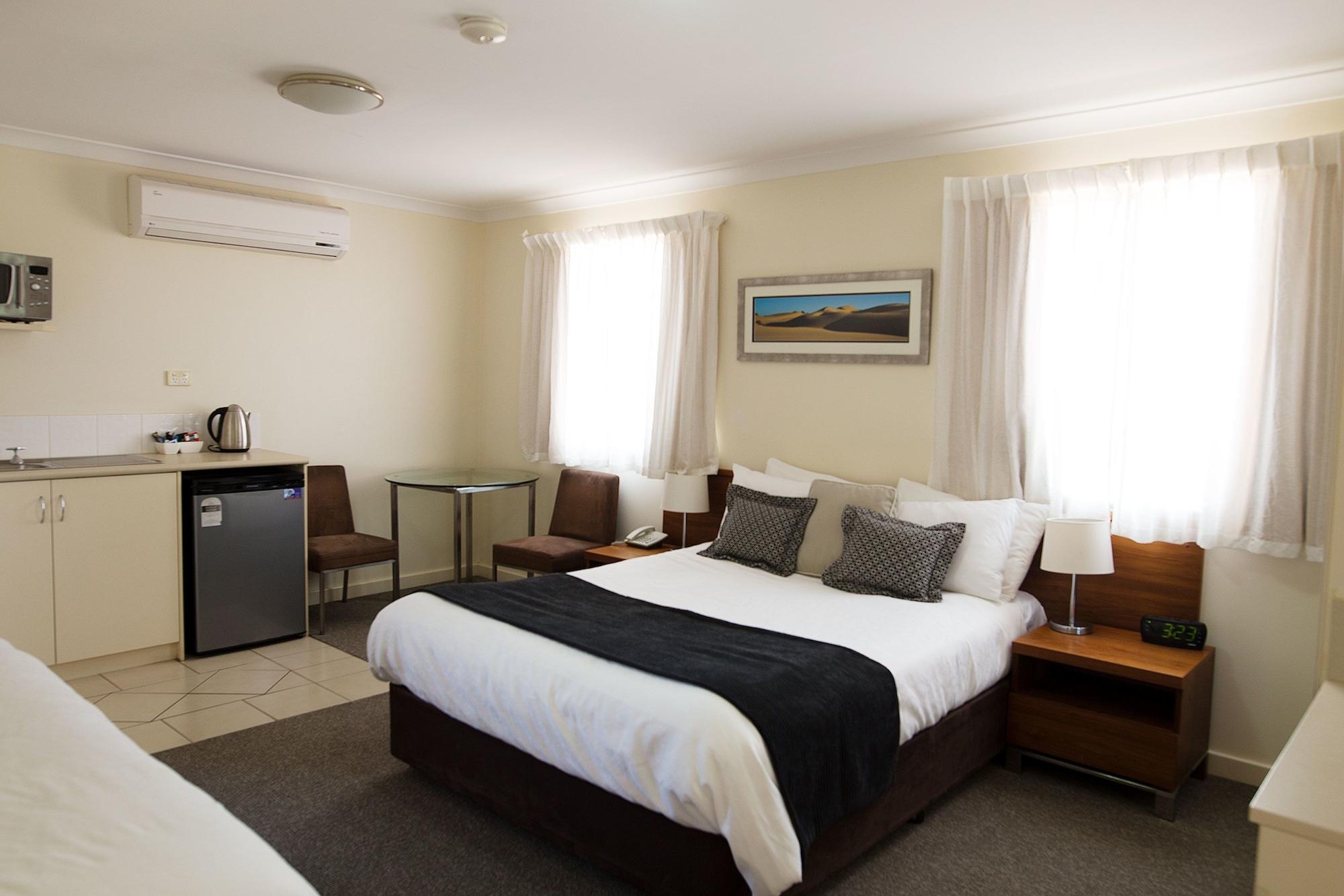คาลบารี เอดจ์ รีสอร์ต Hotel คาร์ลแบร์รี ภายนอก รูปภาพ