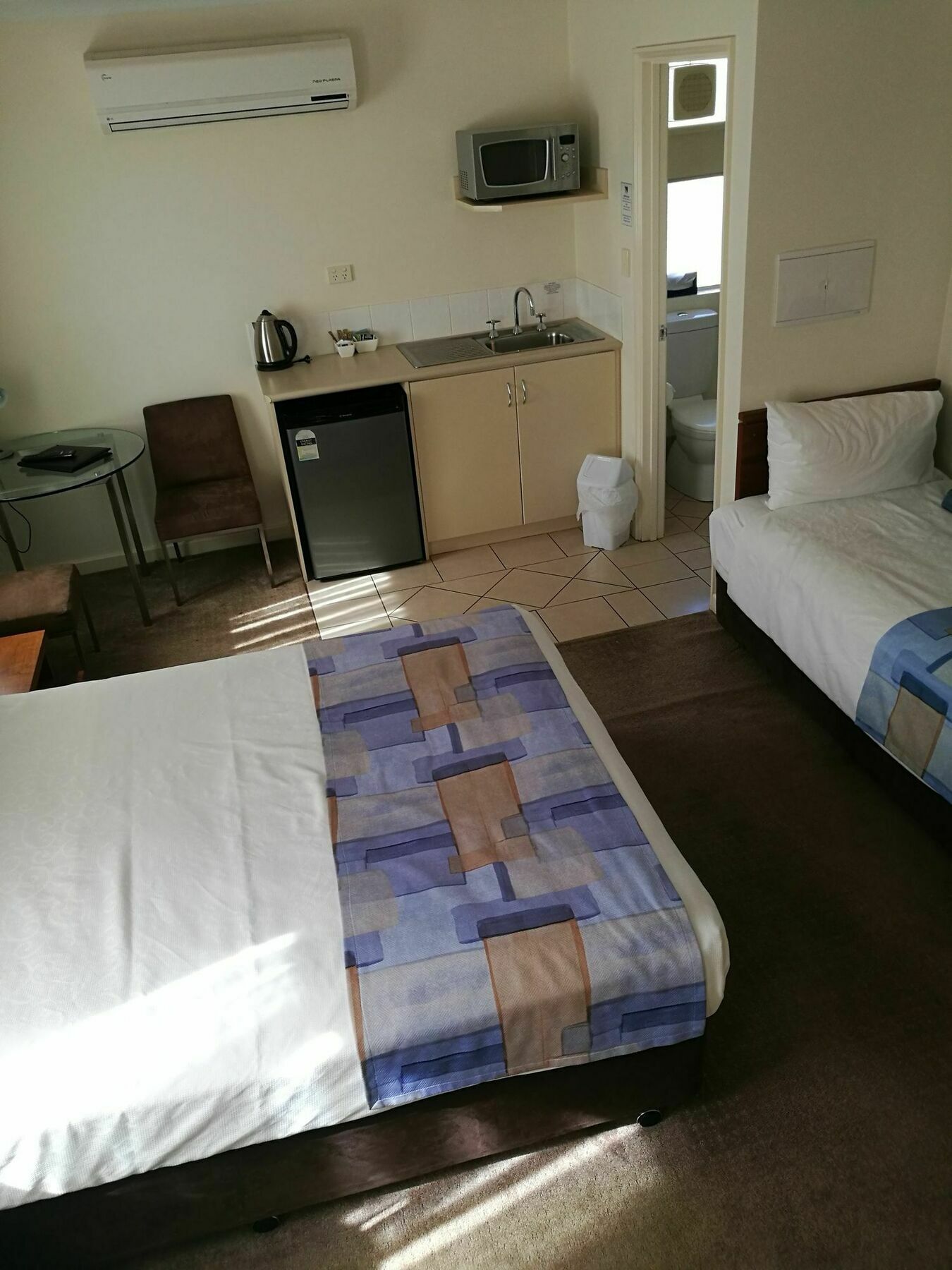 คาลบารี เอดจ์ รีสอร์ต Hotel คาร์ลแบร์รี ห้อง รูปภาพ